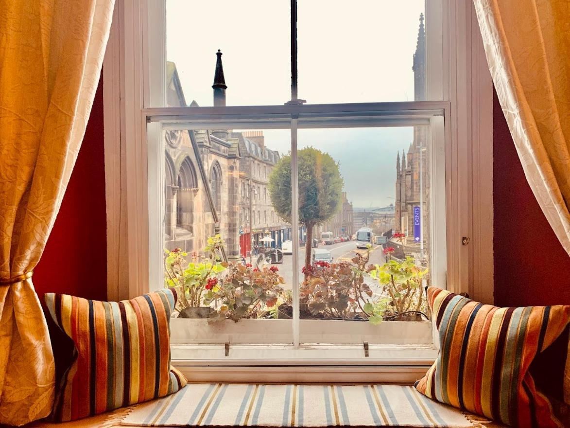 Royal Mile Apt, Just 1 Min From Edinburgh Castle! Buitenkant foto